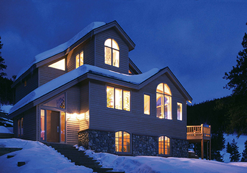 house-at-night House at night